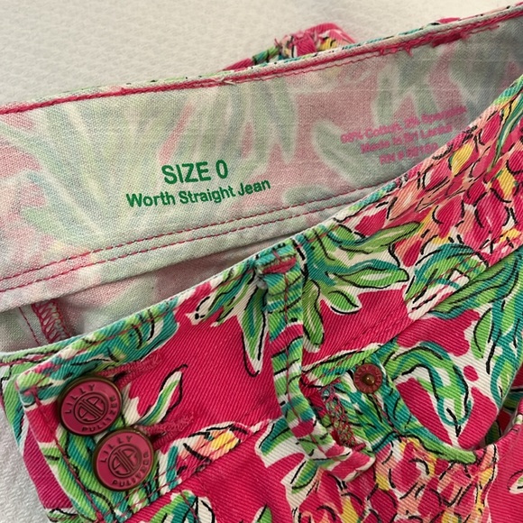 Lilly Pulitzer Worth Straight Jean in Spike the Punch Print Size 0 - Picture 2 of 3